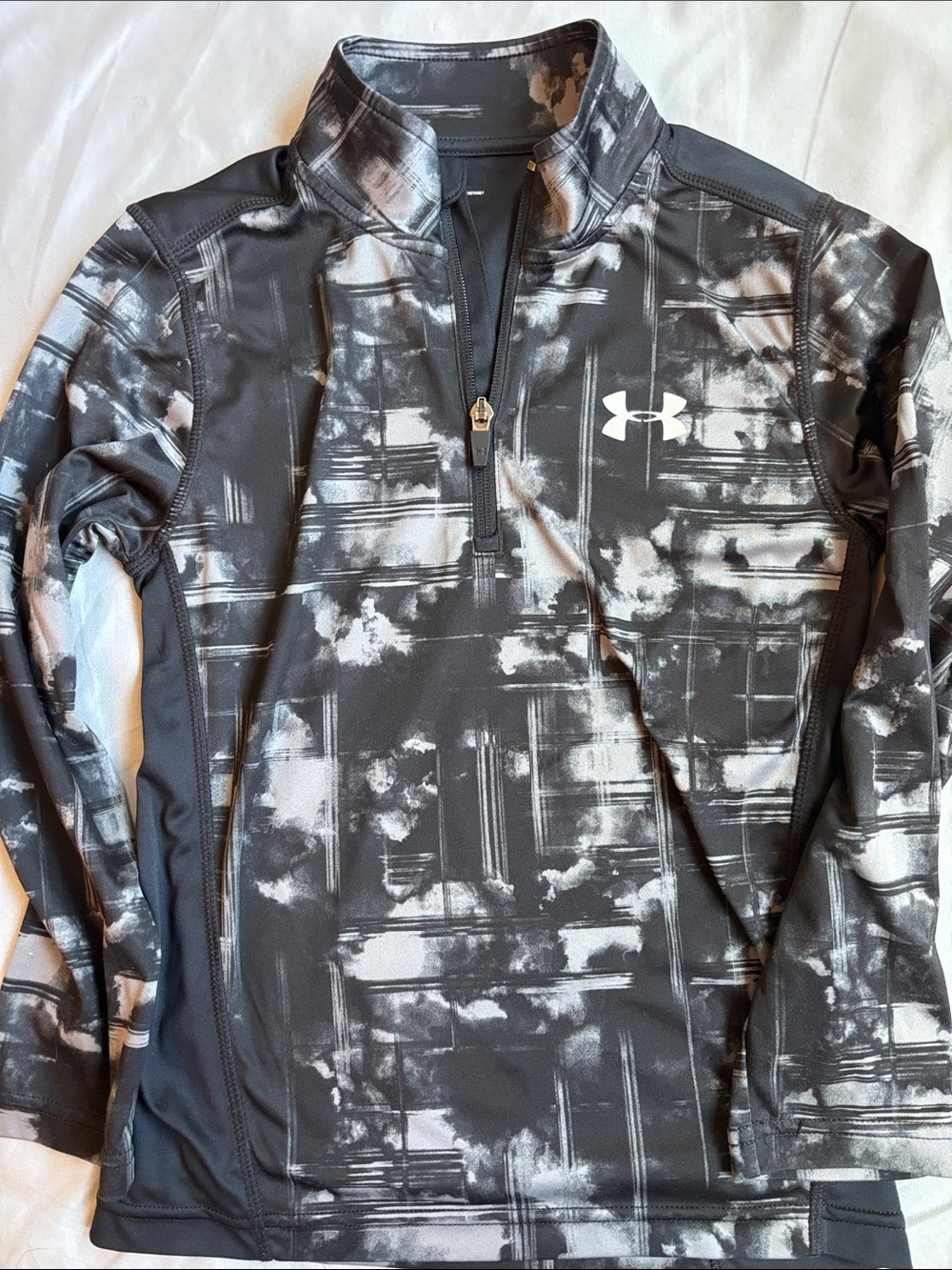 Under Armour Black & White Graphic 1/4 Zip Performance Jacket